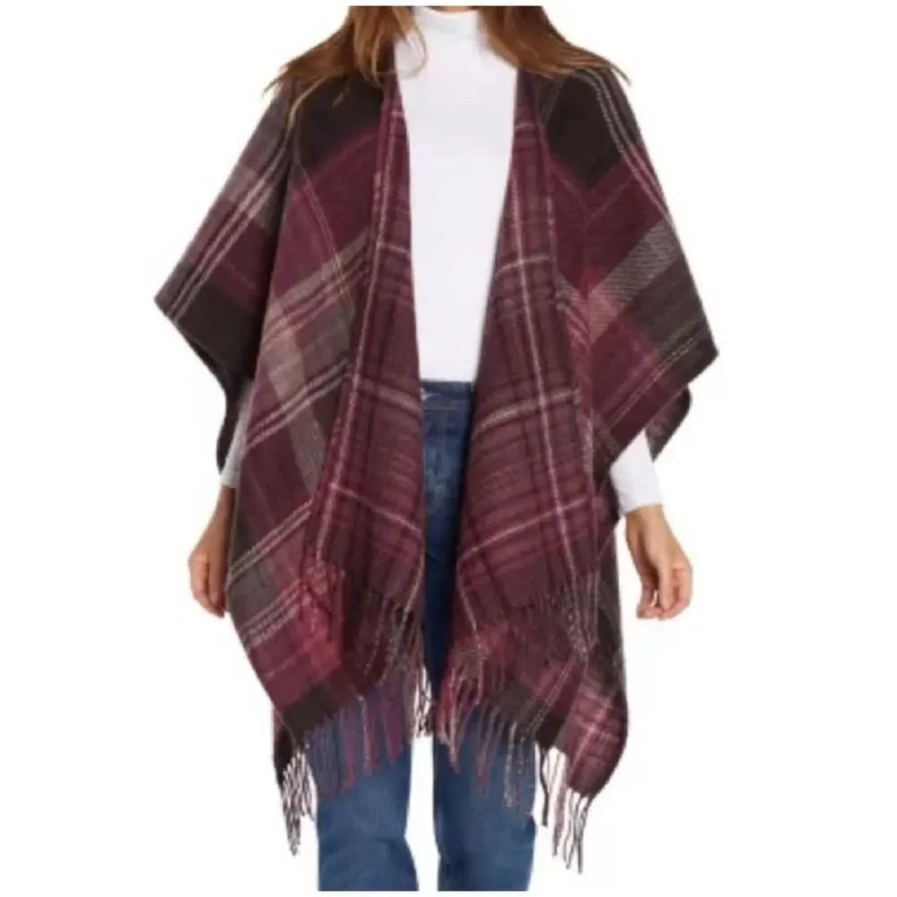 Woolrich Cozy Blanket Wrap with Fringe Detail